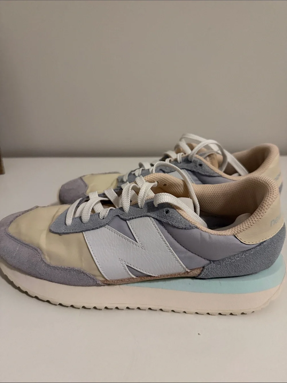 New Balance Women's Retro Runner Sneakers - Cream, Light Blue & Gray